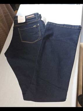 Lois Dark Indigo Flare Leg Jeans - Dark Blue Size 30x33 Inseam